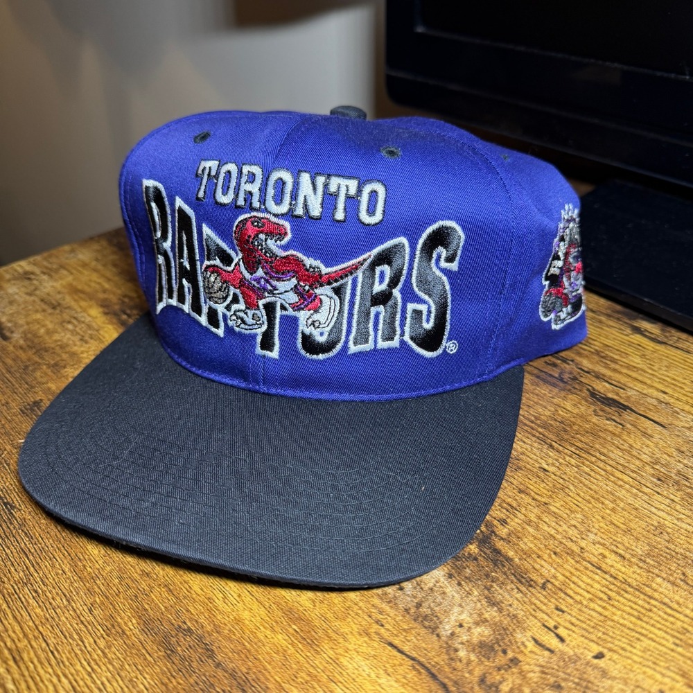 Vintage 1990s Toronto Raptors blockhead Snapback Hat OSFA. PX